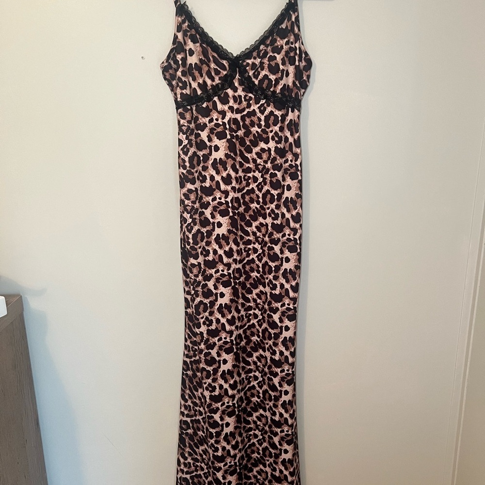 SHEIN Leopard Print Lace Trim Maxi Dress